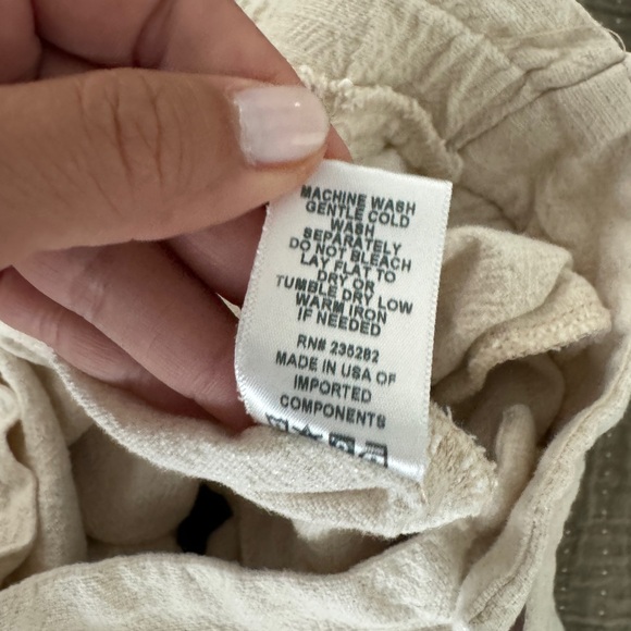 Lacausa Linen Blend Pleated Shorts - Picture 8 of 9